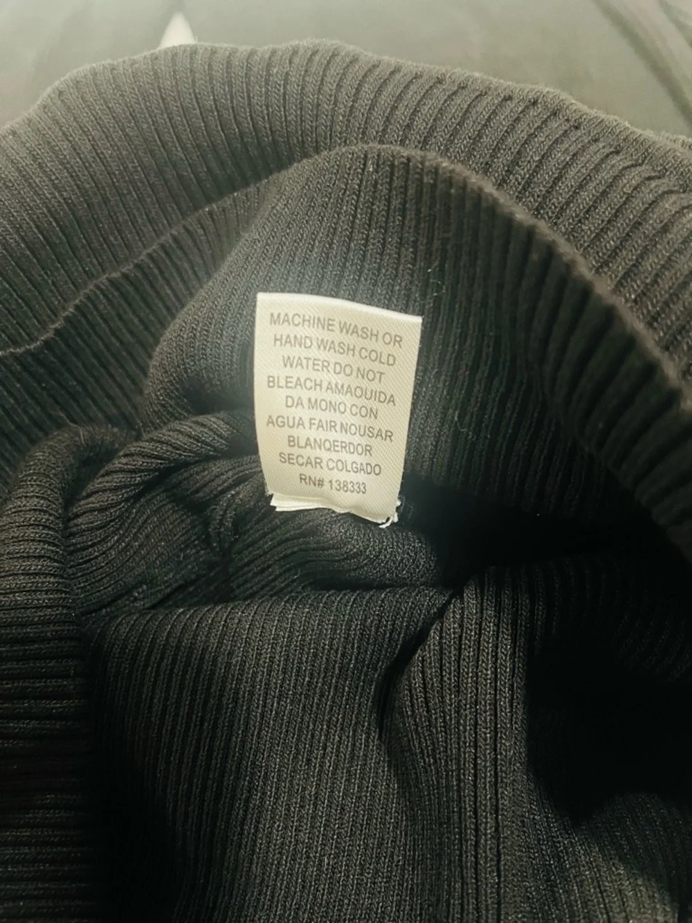 Black Ribbed Off-the-Shoulder Bell Sleeve Romper - Size M - Picture 8 of 9